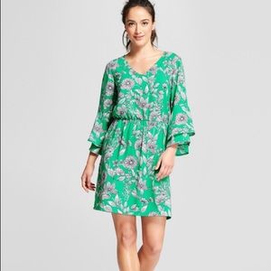 Green floral tiered bell sleeve dress